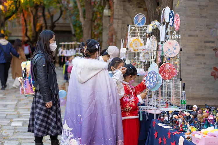 红叶雅集｜到古北水镇来一场秋意汉服行(图12)