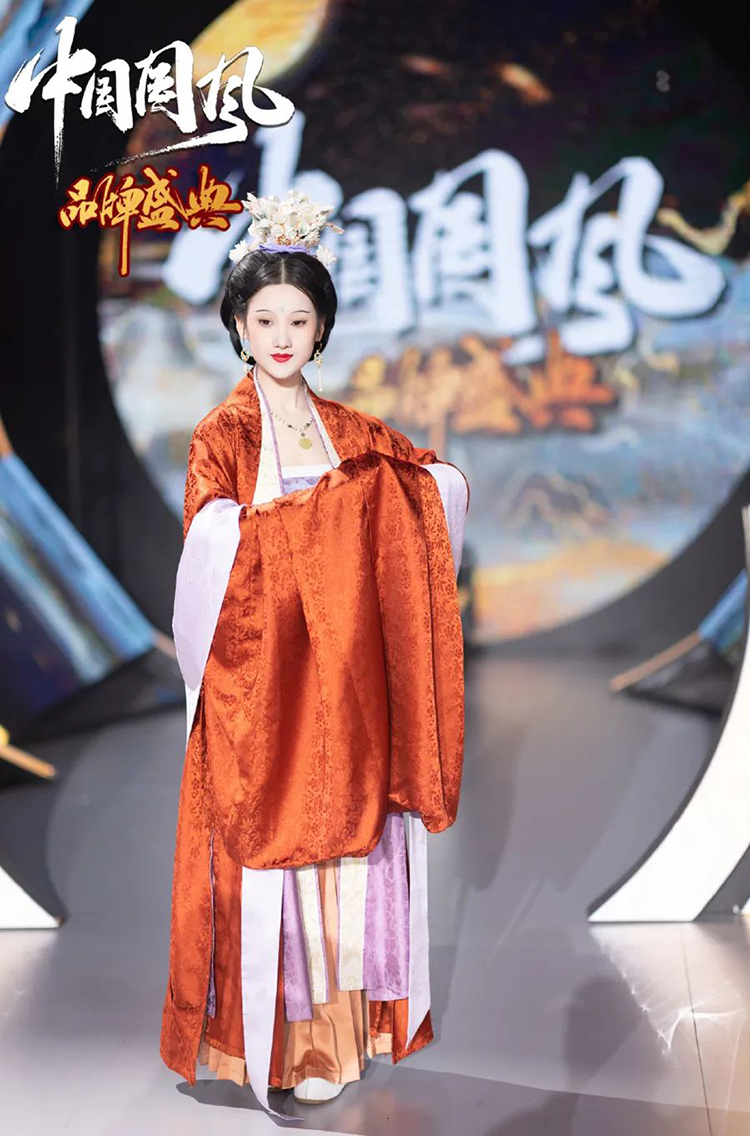 圣微再登榜首，杨馥羽首度榜眼，看2022最受欢迎的汉服模特都有谁？(图10)